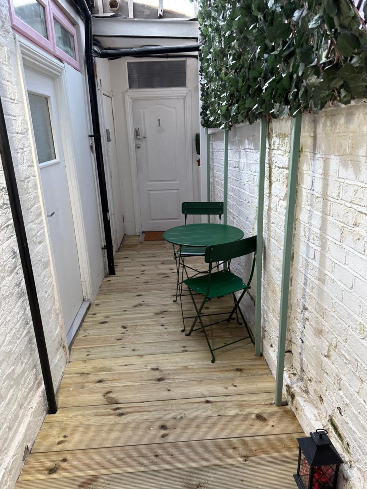 런던 Acton High Street 아파트 외부 사진